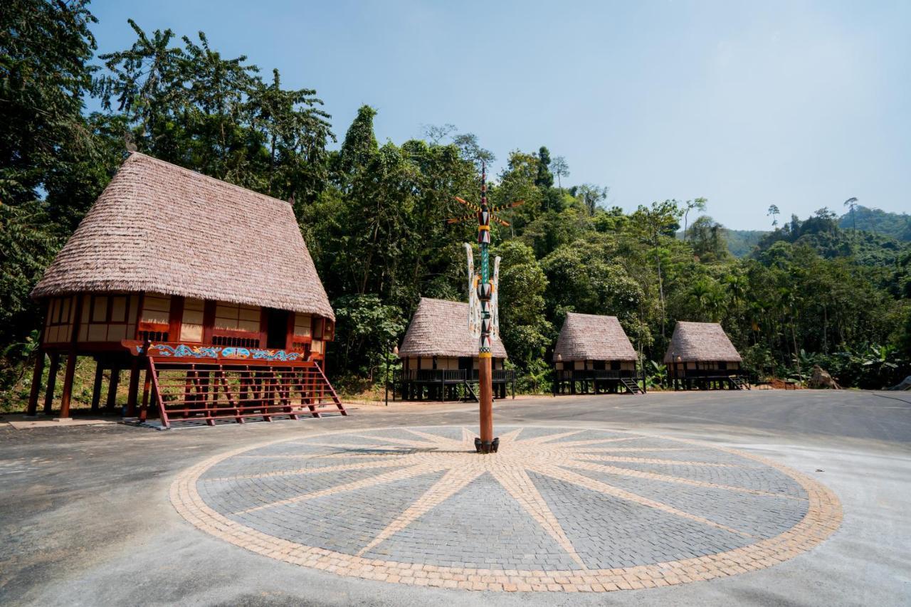 Fivitel Cổng Trời Đông Giang Hotel Exterior foto