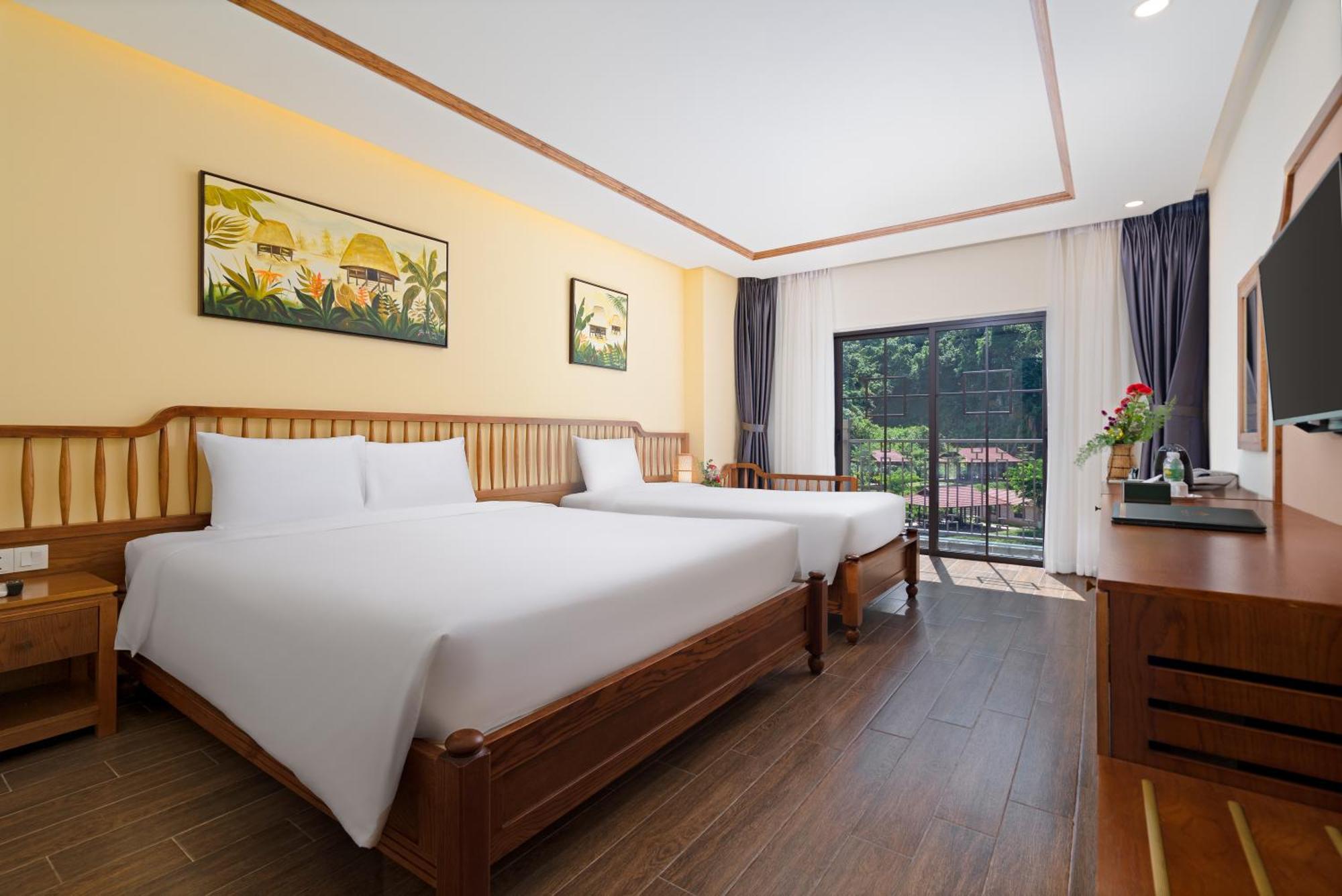 Fivitel Cổng Trời Đông Giang Hotel Exterior foto